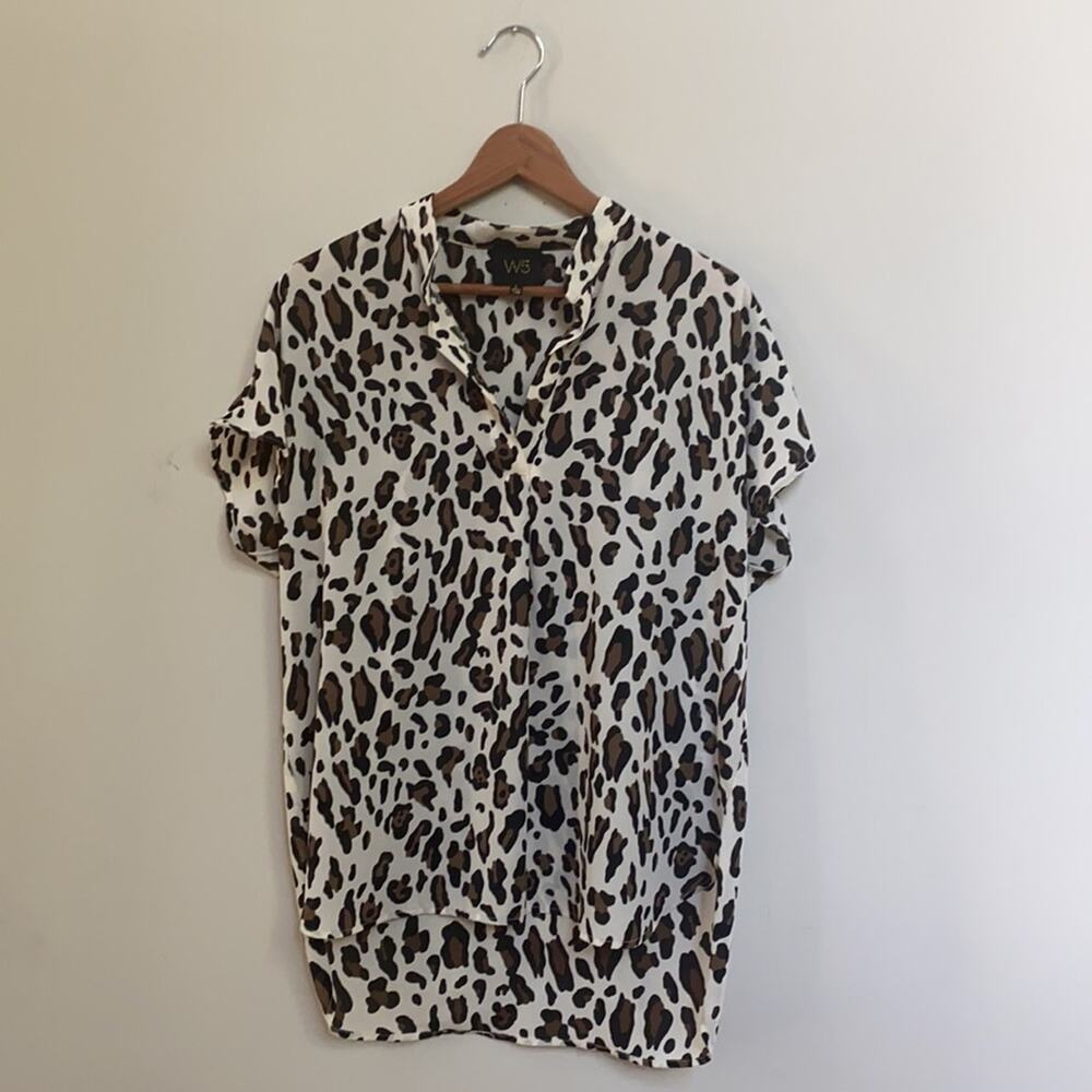 W5 Leopard Blouse  Career Business Casual Dress Shirt Size Large